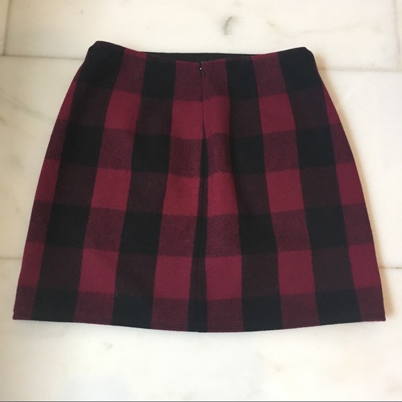 Plaid Mini Skirt - Picture 3 of 4
